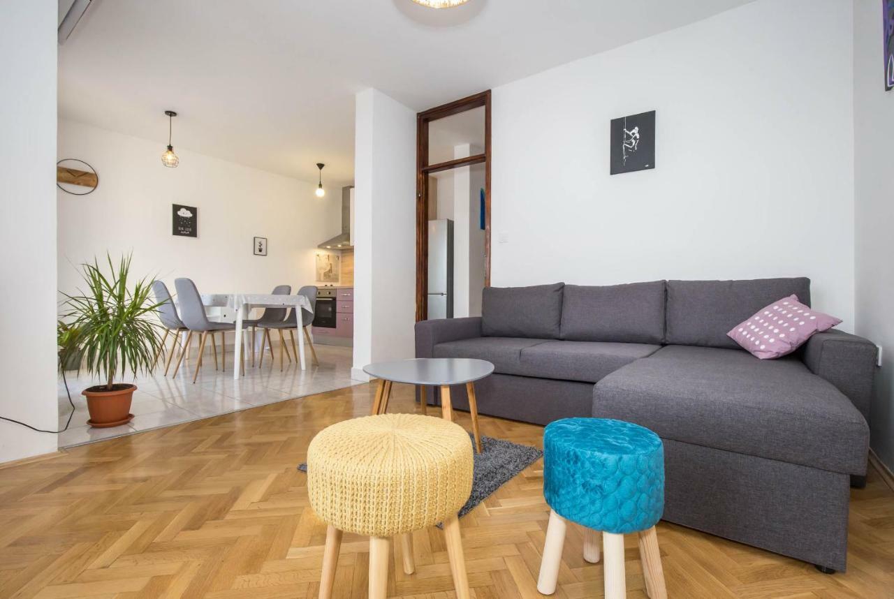 Apartman Sesna Bol Exterior foto